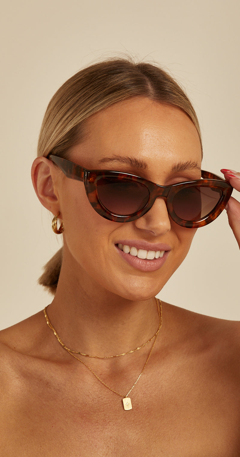 Portsea Sunglasses - Honey Turtle