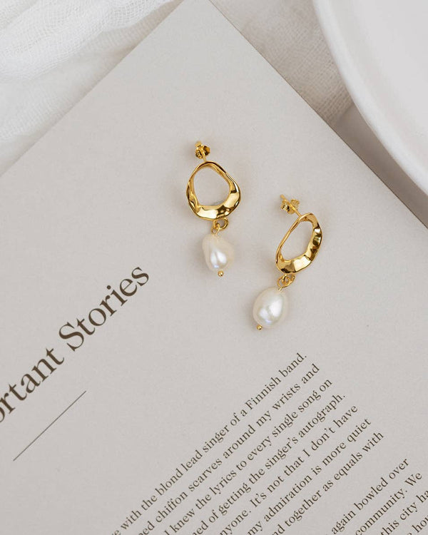 ‘Bowie & Co’ Oceania Organic Shape Pearl Earrings - Gold