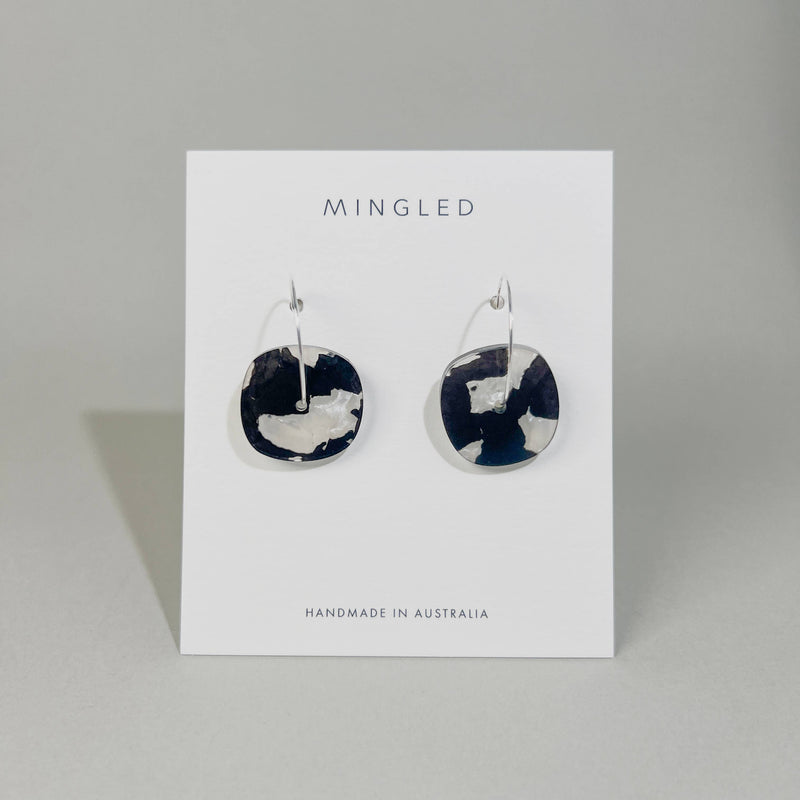 Aura Hoops - Black and White Pearl