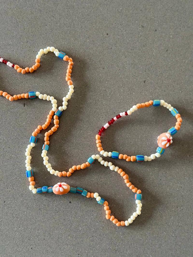 Pleats Bracelet - Peach Bead Flower