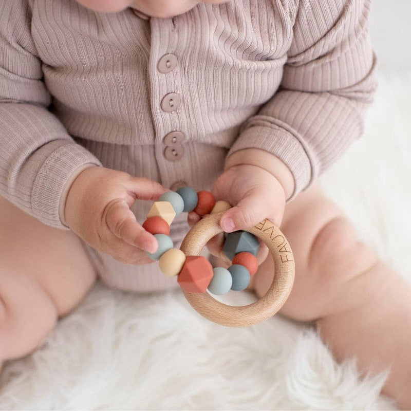 ‘Fauve + Co’ Hex Teething Ring - Starfish