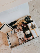 Luxury Mother’s Day gift box with sparkling wine, gourmet treats, glassware and dried flowers by Holabox