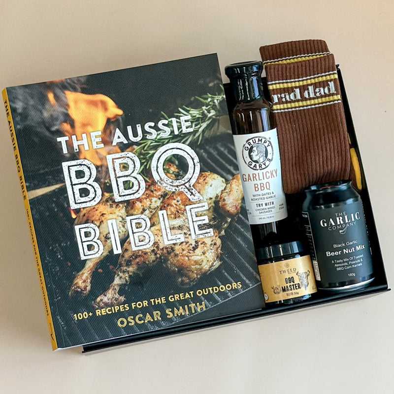 The BBQ BaronFor the RAD dad who loves a bit of chilling and grilling - this Holabox has some serious sizzle.
INCLUDES //
The Aussie BBQ Bible
Grumpy Garys / Garlicky BBQ Sauce
THolaBox