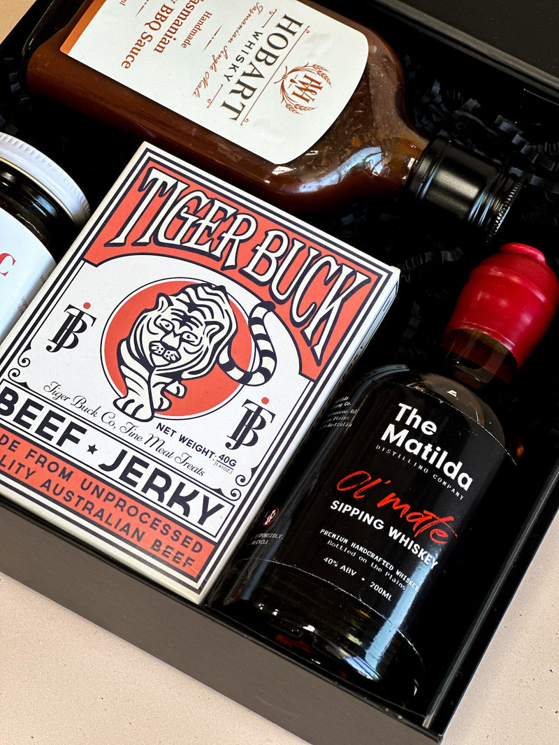 Whiskey BusinessFor the lover of a bit of whiskey business, this Holabox is the BUSINESS!  Featuring all Australian made products guaranteed to blow his socks off.  
Includes // 
ThHolaBox