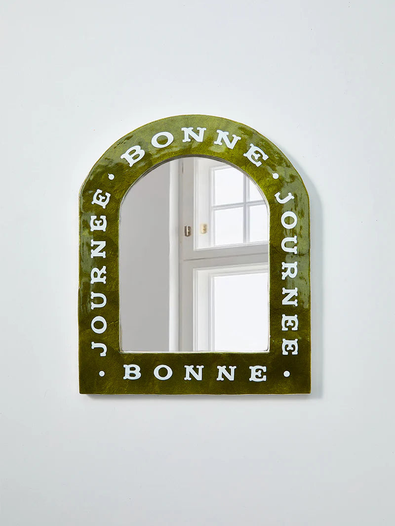 ‘Jones & Co’ Have A Good Day Mirror