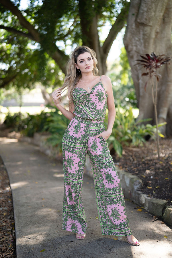 Dominica Pant