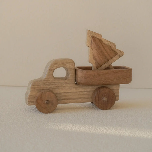 ’Kaya & Co’ Handmade Wooden Christmas Truck