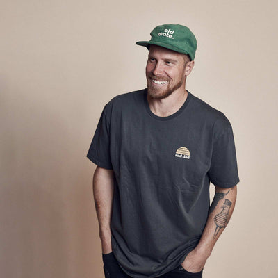 ‘Banabae’ Rad Dad Tee - Washed Black – S