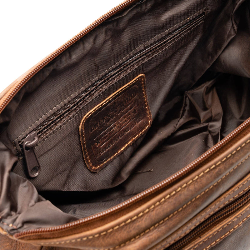 ‘Greenwood Leather’ Leather Toiletry Bag Napier - Sandel