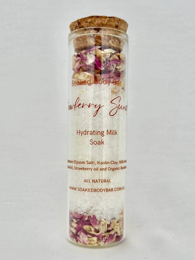 'Soaked' Hydrating Clay Soak – Strawberry Sundae