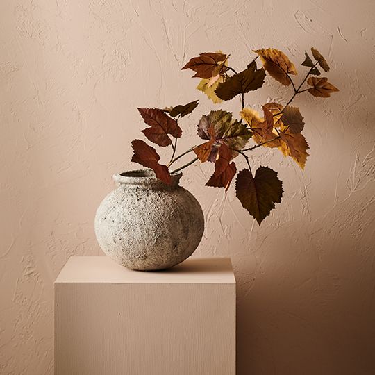 Tagea Antique Grey Pot
