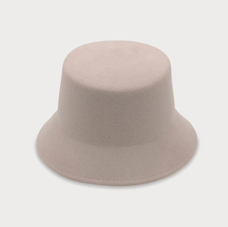 ‘Ace Of Something’ Seine Bucket Hat - Sand